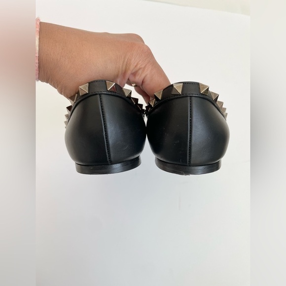 Valentino Garavani Black Noir Leather Rockstud pointed toe Ballerina flats EU 40 - Picture 3 of 9
